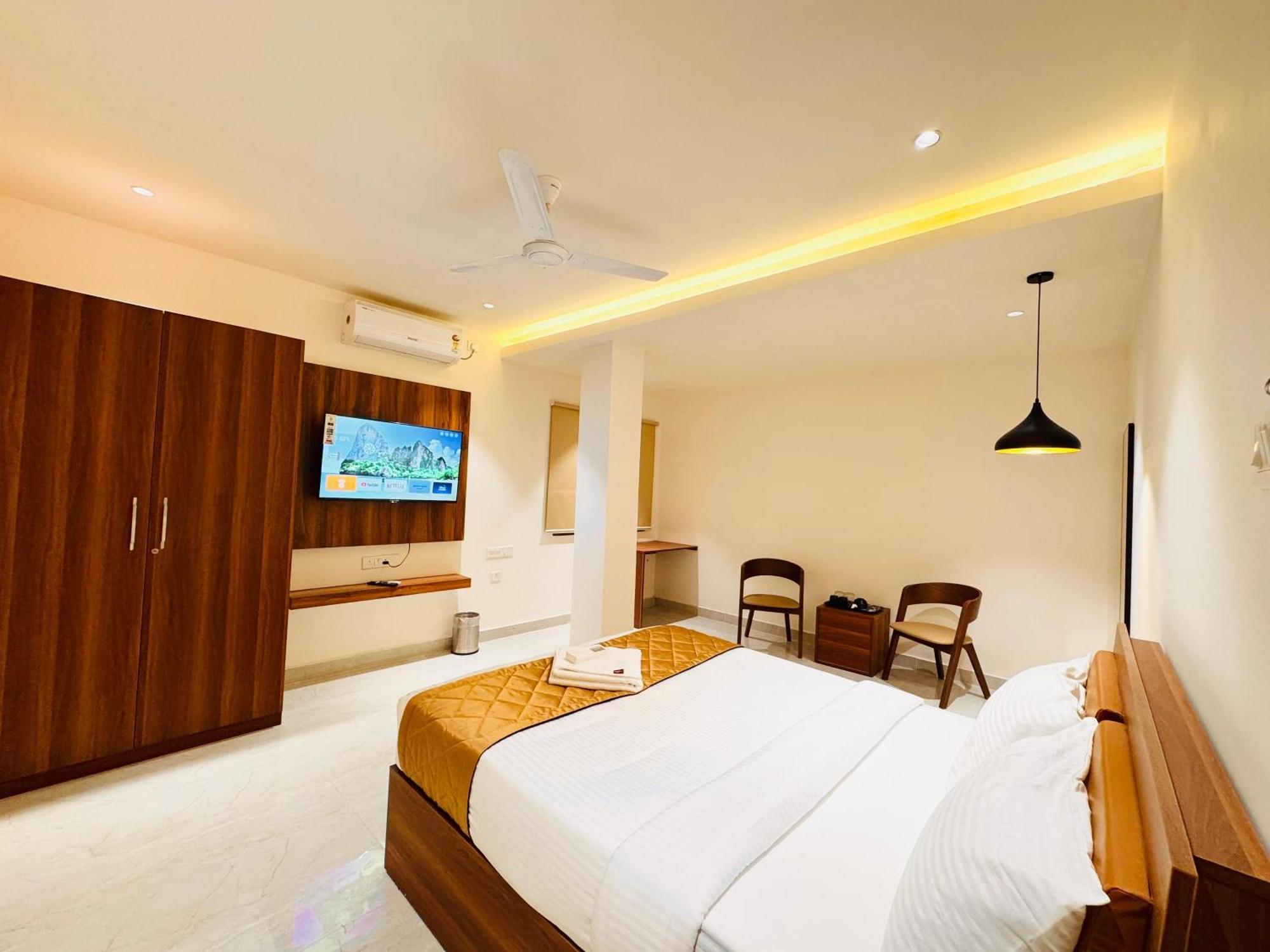 Hotel Star Avenue - Indiranagar Bangalore Exterior foto